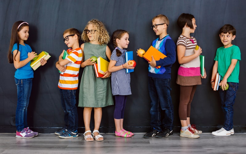 Çocuğunuzu okula hazırlamanın yolları Ofix Blog'da...