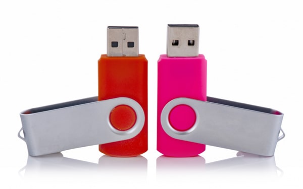 USB bellekler hakkında faydalı bilgileri Ofix Blog'da bulabilir, USB bellekler için siparişlerinizi Ofix.com üzerinden verebilirsiniz.