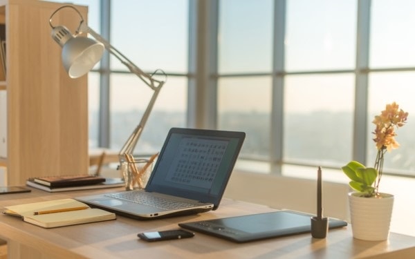 Ofis masa düzeni konusunda faydalı bilgiler Ofix Blog'da...