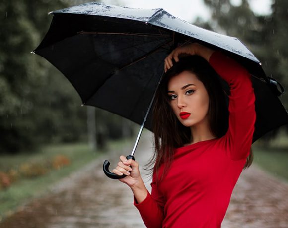 Yağmurlu havalar için güzellik sırları Ofix Blog'da...