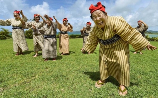 Okinawalıların mutluluk ve uzun yaşam sırları Ofix Blog'da...