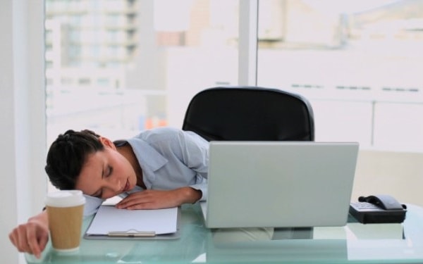 Kronik yorgunluk sendromu hakkında faydalı bilgiler Ofix Blog'da...