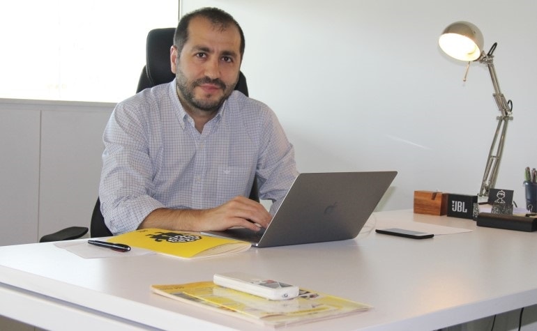 Mahmut Tüzün ile yaptığımız blog röportajında Yeşil Ofix'in doğuş hikayesini bulabilirsiniz.