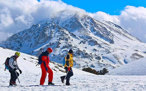 Türkiye'nin en iyi 10 kayak merkezi içinde yer alan Saklıkent hakkında faydalı bilgiler Ofix Blog'da...