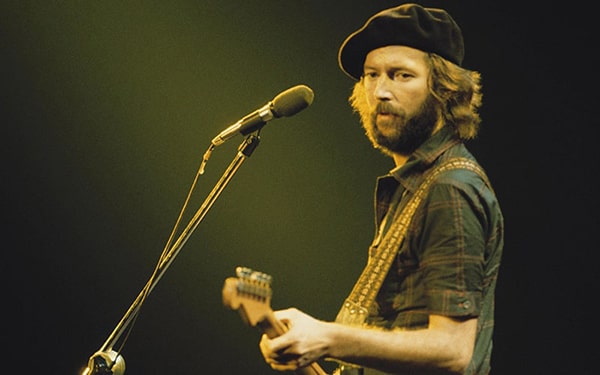 Eric Clapton'un Wonderful Tonight şarkısı en güzel 10 blues şarkısı içinde değerlendirilebilir.