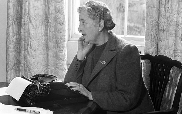 Agatha Christie ve Doğu Ekspresinde Cinayet hakkında merak ettikleriniz Ofix Blog'da...