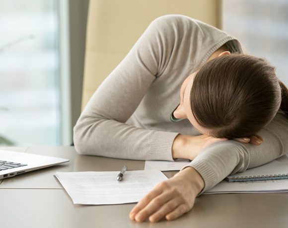 Sonbahar yorgunluğu hakkında faydalı bilgileri Ofix Blog'da bulabilir, sonbahar yorgunluğundan kurtulma yollarını öğrenebilirsiniz.