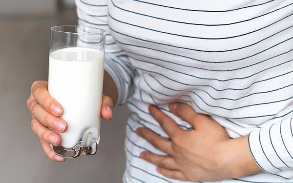 Süt zehirlenmesi hakkında merak ettiğiniz konular Ofix Blog'da...
