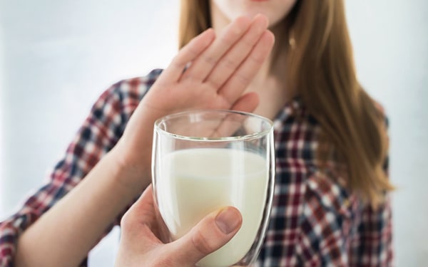 Süt zehirlenmesi hakkında merak ettiğiniz konular Ofix Blog'da...