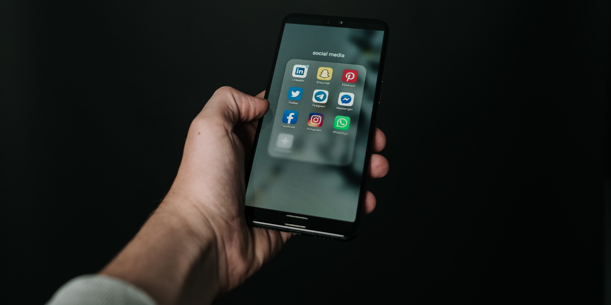 Sosyal Medya Günü: Paylaş, Beğen, Takip Et, Eğlen!